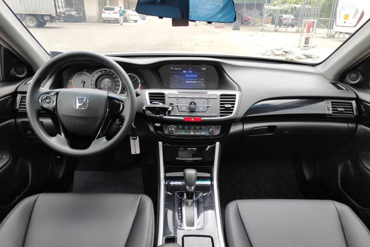 Used Honda Accord 2016 2.0L Comfort Edition
