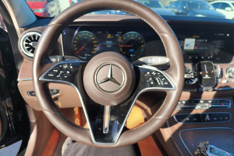 Used Mercedes-Benz E-Class New Energy 2023 E 350 e L Plug-in Hybrid Sedan