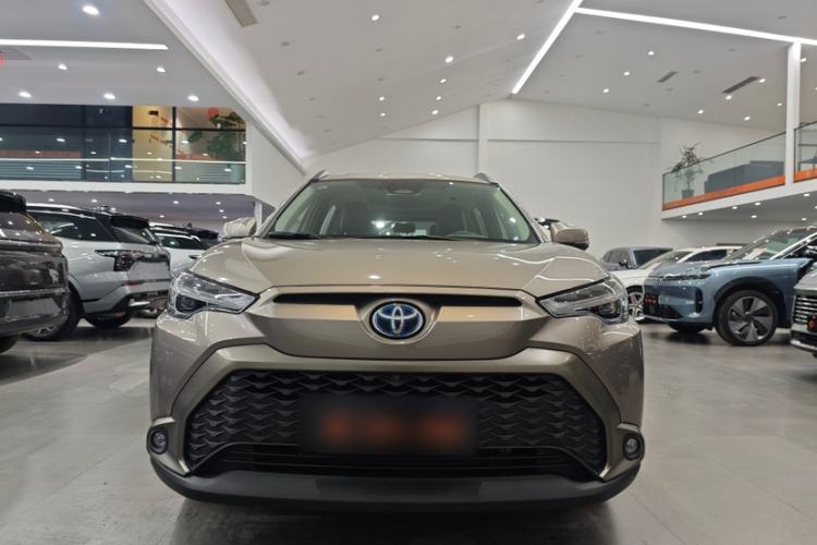 Used Toyota FRONTLANDER 2023 2.0L Smart Electric Hybrid Dual-Engine Deluxe Version
