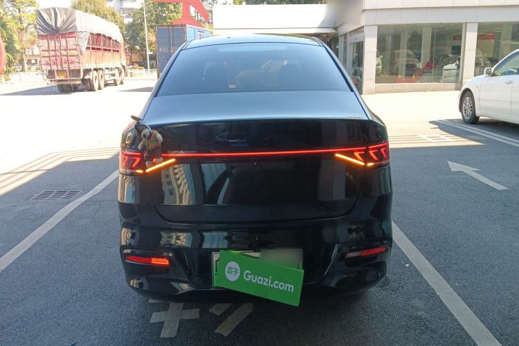 Used BYD Qin PLUS 2024 HONOR Edition DM-i 55KM Leading Model
