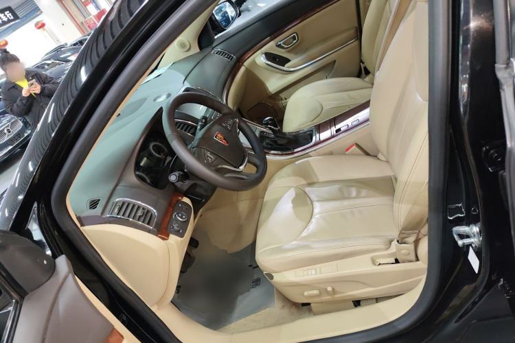 Used Roewe 950 2015 2.0T Luxury Executive Edition
