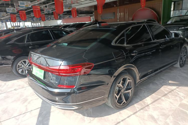 Used Volkswagen Passat 2024 380TSI Starry Dragon Edition
