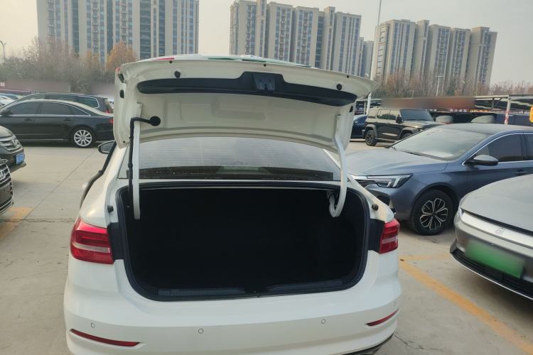 Used Volkswagen Lavida 2019 1.5L Automatic Vision Edition China VI Standard