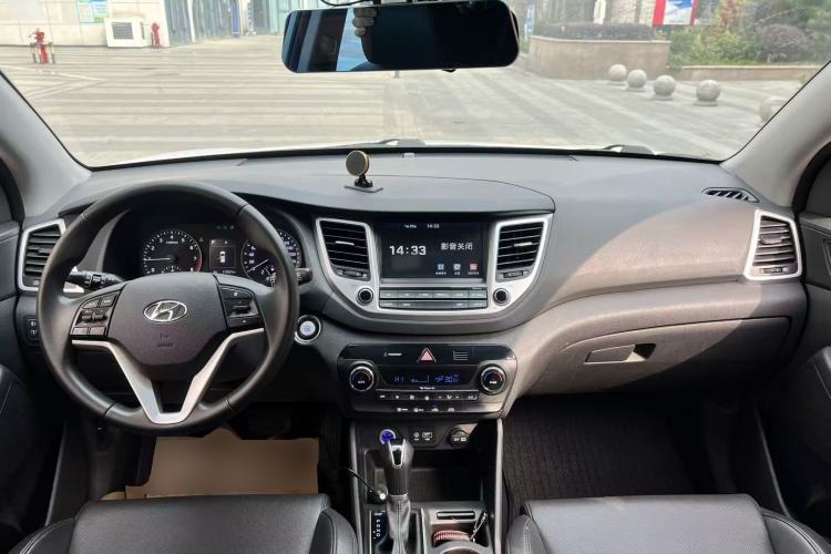 Used Hyundai Tucson 2015 1.6T Dual-Clutch Two-Wheel-Drive Smart Model