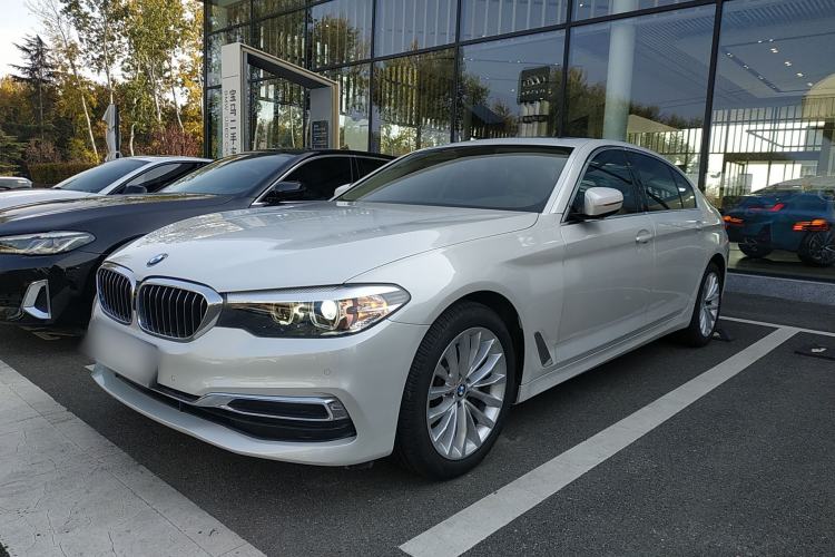 Used BMW 5 Series 2020 525Li Luxury Package
