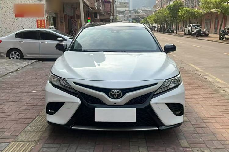 Used Toyota Camry 2019 2.5S FENGSHANG Version China VI Standard
