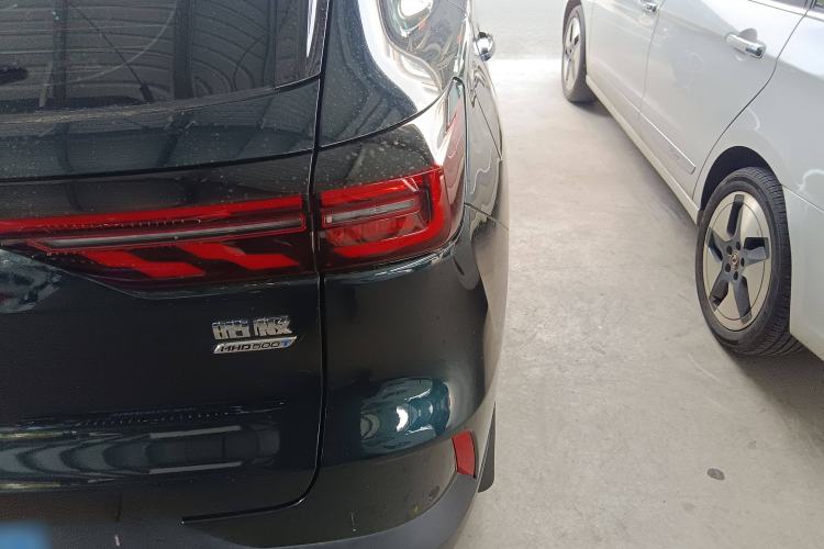 Used Dongfeng Aeolus Huge 2022 Mach Dual-Motor 1.5T MHD Dare-to-Dream Edition
