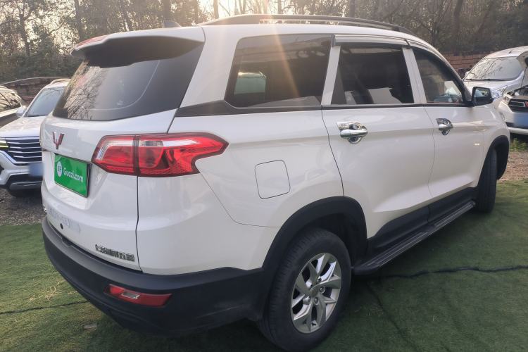 Used Wuling Hongguang S3 2019 1.5L Manual Standard Version China VI Standard
