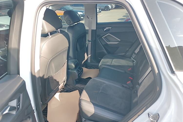 Used Audi Q3 2021 35 TFSI Fashion Dynamic Model
