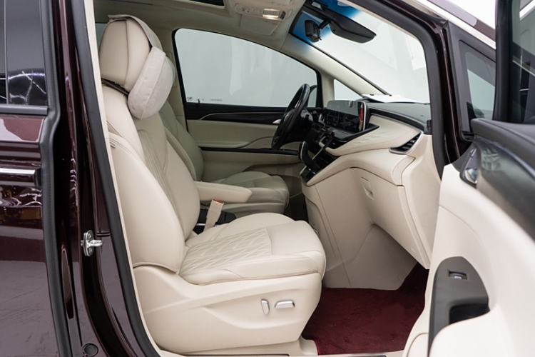 Used Buick GL8 2021 Avenir Aivia 7-Seater Luxury Edition
