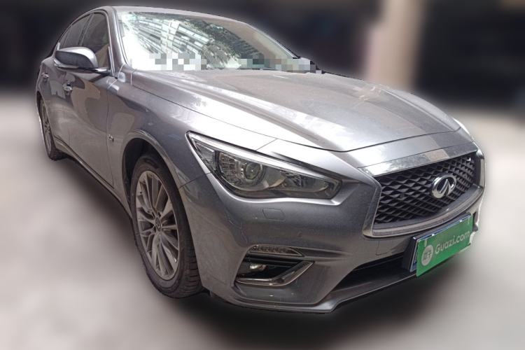 Used Infiniti Q50L 2018 2.0T Enjoyment Version China VI Standard
