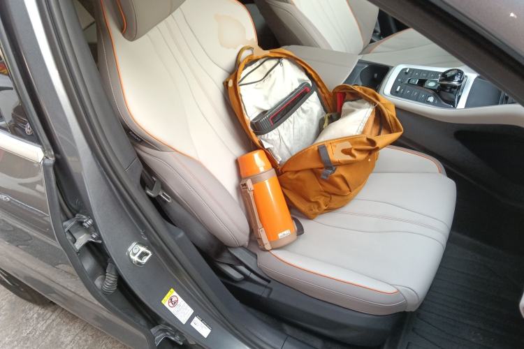 Used BYD Song Pro New Energy 2024 HONOR Edition DM-i 71KM Navigation Model
