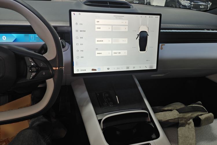 Used Lynk & Co Z10 2025 95 kWh 702 km All-Wheel Drive Intelligent Driving Ultra
