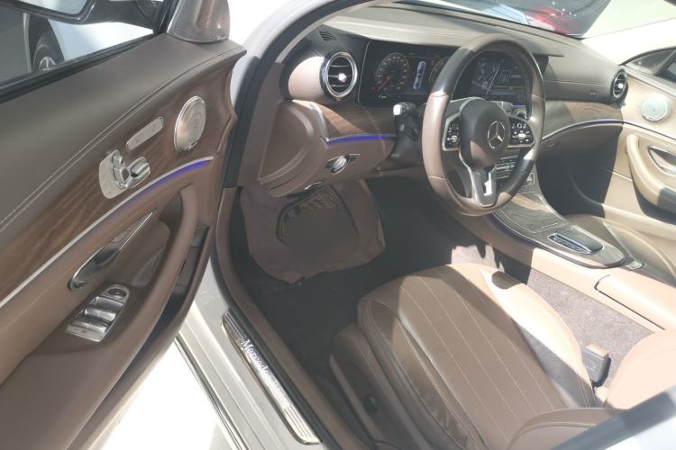 Used Mercedes-Benz E-Class 2019 Facelifted E 300 L Stylish Version
