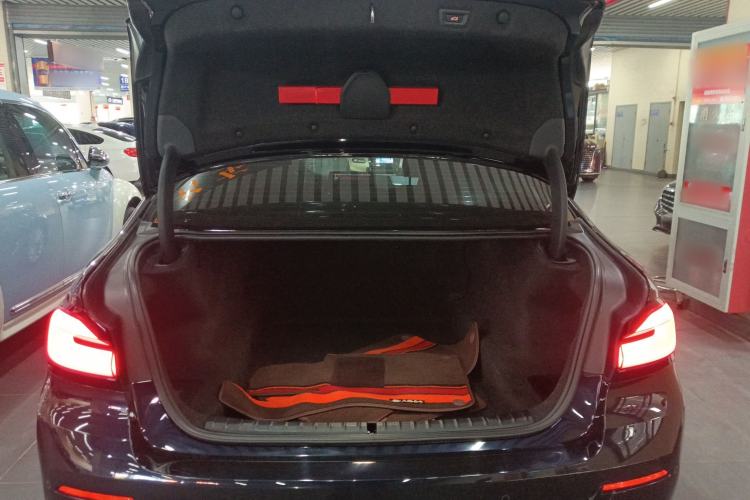 Used BMW 5 Series 2021 525Li Luxury Package
