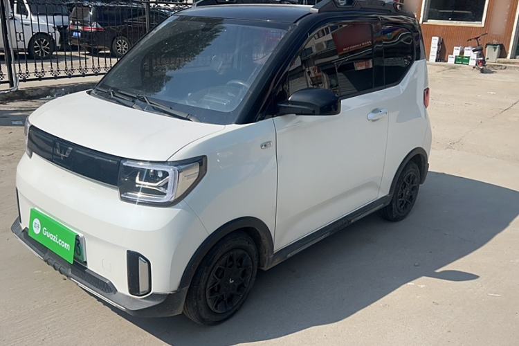 Used Wuling Hongguang MINIEV 2022 GAMEBOY 300km Enthusiast Model with Lithium Iron Phosphate
