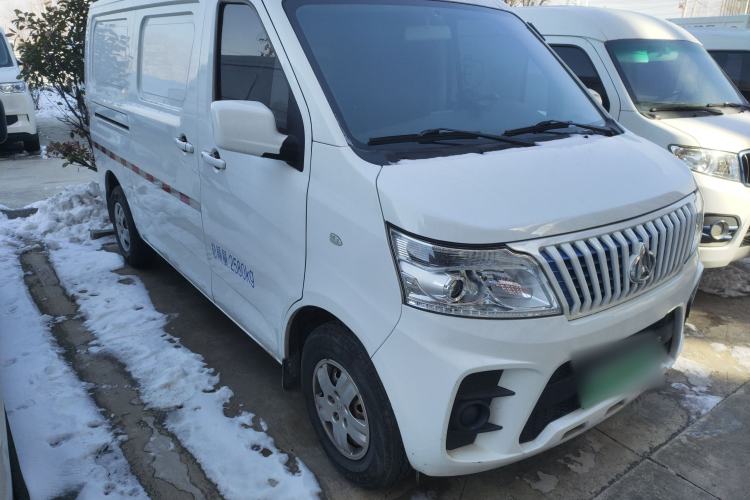 Used Chana Ruixing EM60 2022 All-Electric Van 4498 mm Long Flat Roof with Rear-Hinged Doors 2 Seats 70 kW 41.86 kWh
