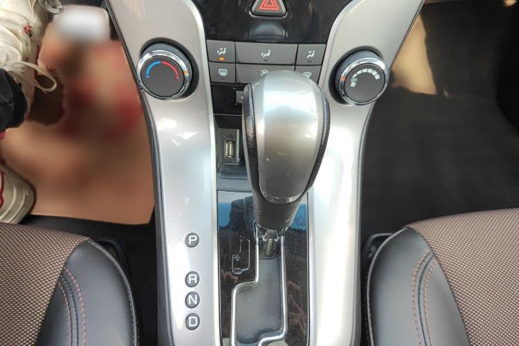 Used Chevrolet Cruze 2013 Hatchback 1.6L Automatic Luxury Model
