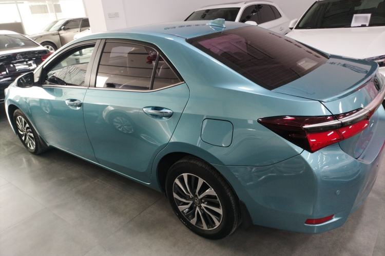 Used Toyota Corolla 2017 Revised Dual-Engine 1.8L E-CVT Leading Edition