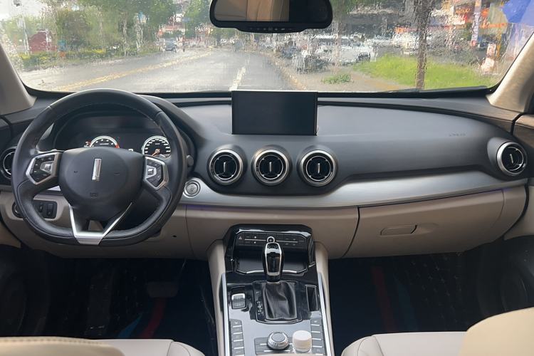 Used Wey VV7 2017 VV7c 2.0T Supreme Model
