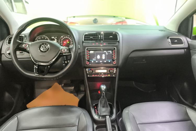 Used Volkswagen Polo 2014 1.6L Automatic Luxury Edition
