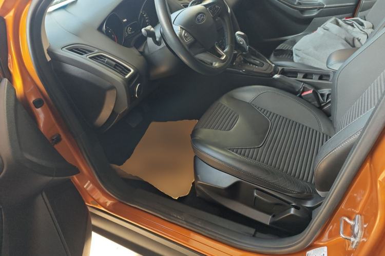 Used Ford Focus 2015 Hatchback EcoBoost 180 Automatic Elite Model
