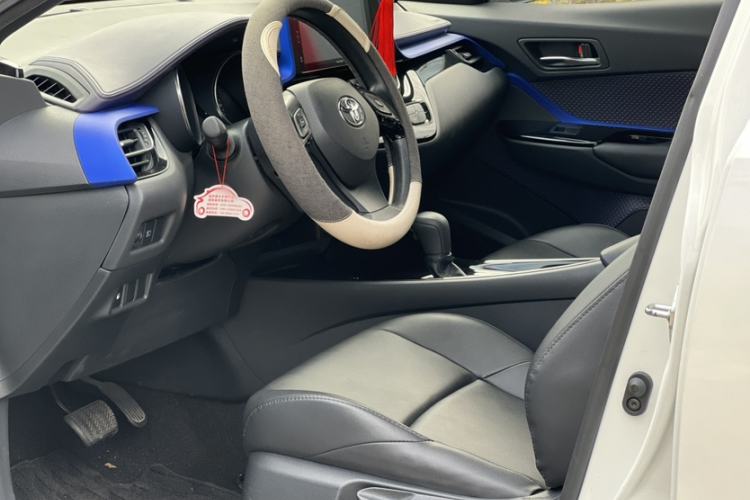 Used Toyota IZOA 2020 2.0L Enjoy Edition
