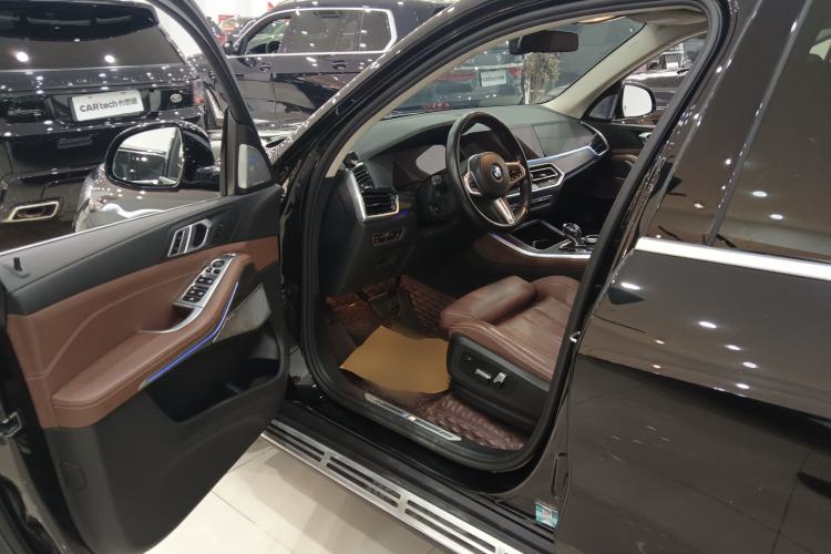 Used BMW X5 2021 xDrive40i M Sport Package
