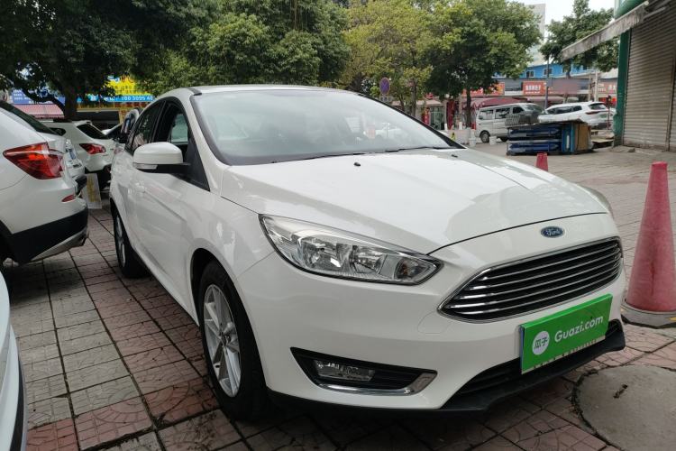 Used Ford Focus 2017 Sedan 1.6L Automatic Fashion Edition Smart Drive Version
