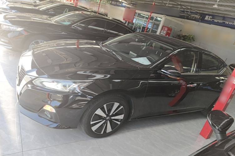 Used Nissan Teana 2019 2.0L XL Upper SmartDrive Version
