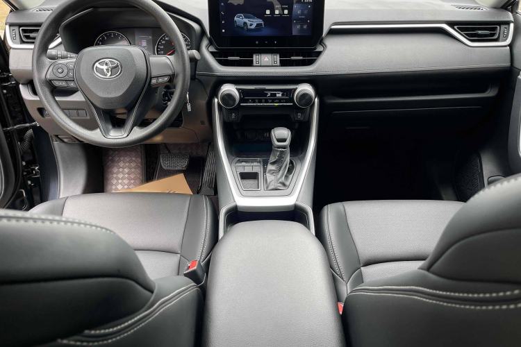 Used Toyota Wildlander 2023 2.0L CVT Two-Wheel Drive Leading Edition