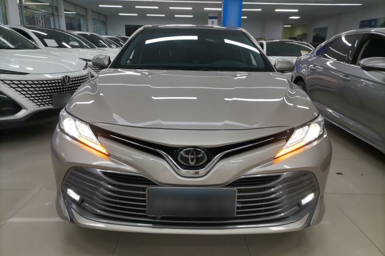 Used Toyota Camry 2019 Revised Version 2.5G Luxury Edition
