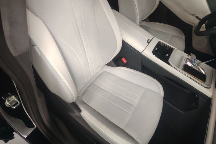 Used VOYAH COURAGE 2024 Long-Range Supercharge Edition