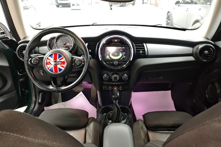 Used MINI MINI 2016 1.5T COOPER
