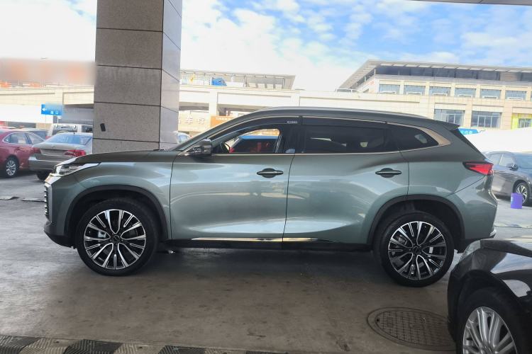 Used  Lingyun 2024 400T Two-Wheel-Drive Star Prestige Edition
