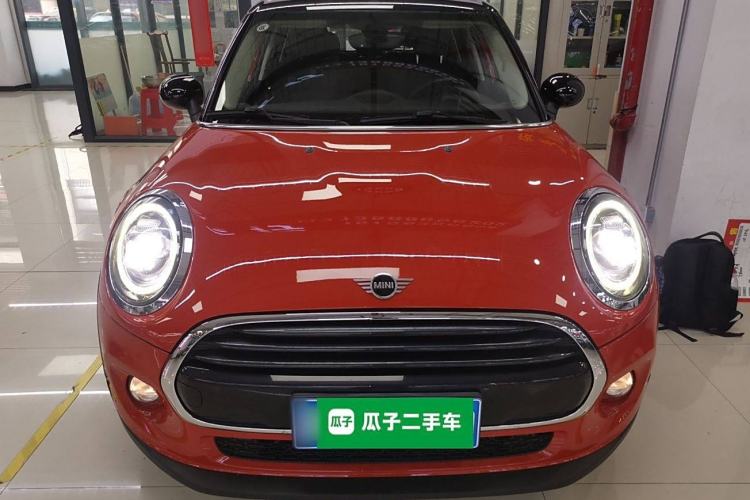 Used  MINI 2018 1.5T COOPER Classic Edition Five-Door Version
