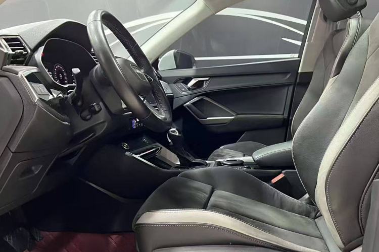 Used Audi Q3 2019 35 TFSI Advanced Dynamic Edition
