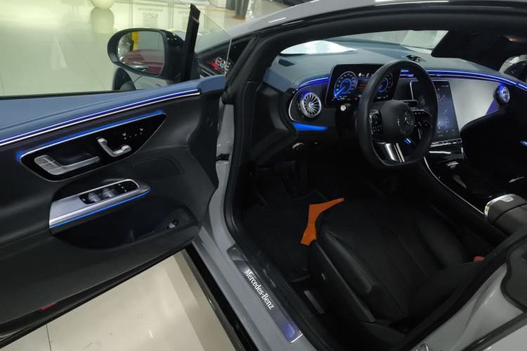 Used Mercedes-Benz EQE 2022 350 First Edition Special Version