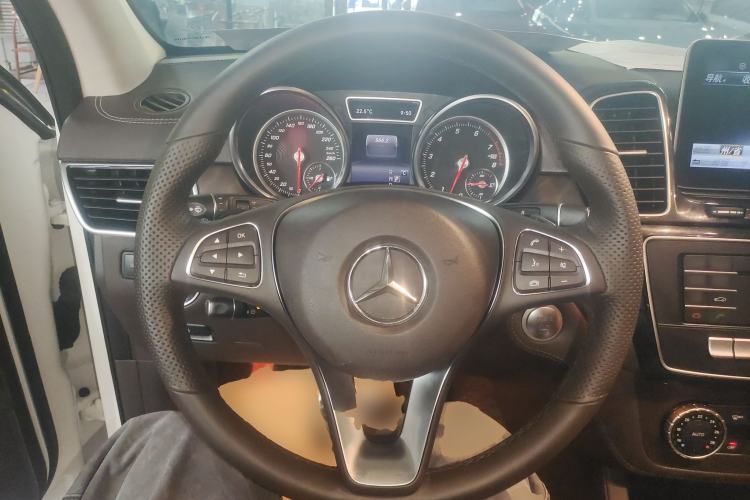 Used Mercedes-Benz GLE-Class 2018 GLE 400 4MATIC U.S. specification
