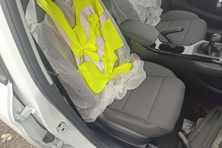 Used MG 5 2023 180 DVVT Manual Fashion Edition
