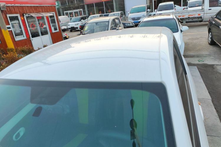 Used Roewe Clever 2021 302 km New Four-Seater Super-Efficient Version
