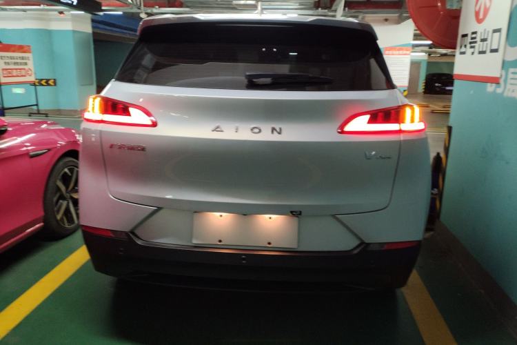 Used AION V 2024 Plus 70 Star Edition Lithium Iron Phosphate
