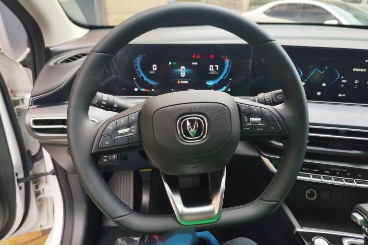 Used Changan Eado 2021 PLUS Blue Whale NE 1.4T GDI DCT Prestige Model
