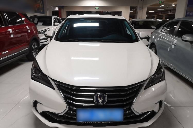 Used Changan Eado 2019 High-Energy Edition 1.6L GDI Manual Pioneer Model China VI Standard
