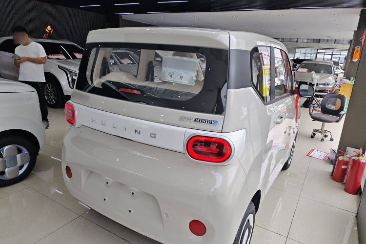 Used Wuling Hongguang MINIEV 2024 3rd Generation 215km Youth Edition
