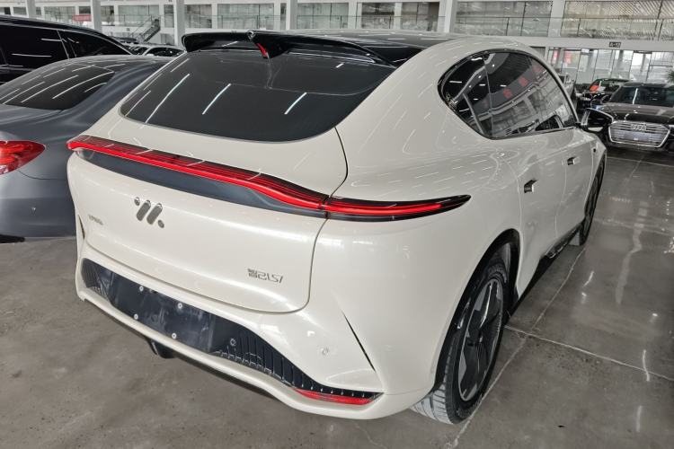 Used  LS7 2023 90 kWh Elite Rear-Drive Version