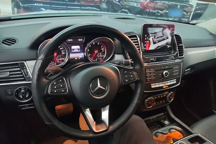 Used Mercedes-Benz GLE Coupe 2018 GLE 320 4MATIC Coupe SUV
