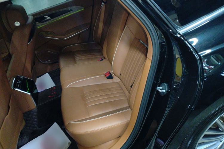 Used Hongqi H9 2022 2.0T Smart Connect Flagship Edition