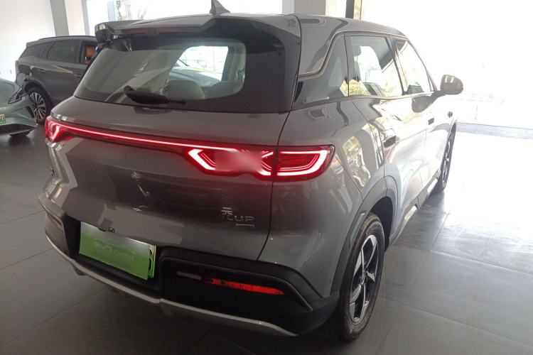 Used BYD Yuan UP 2025 Intelligent Driving Version 401 km Leading Edition