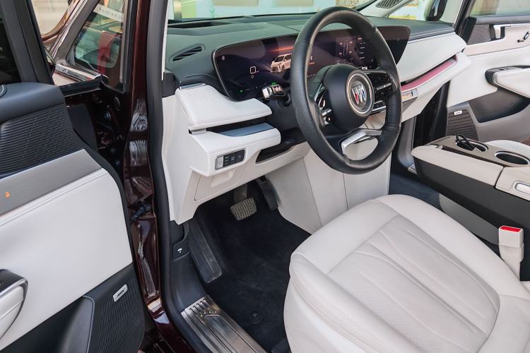 Used Buick GL8 New Energy 2024 Lu Zun Luxury Edition 7-Seater
